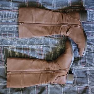Faux leather brown boots
